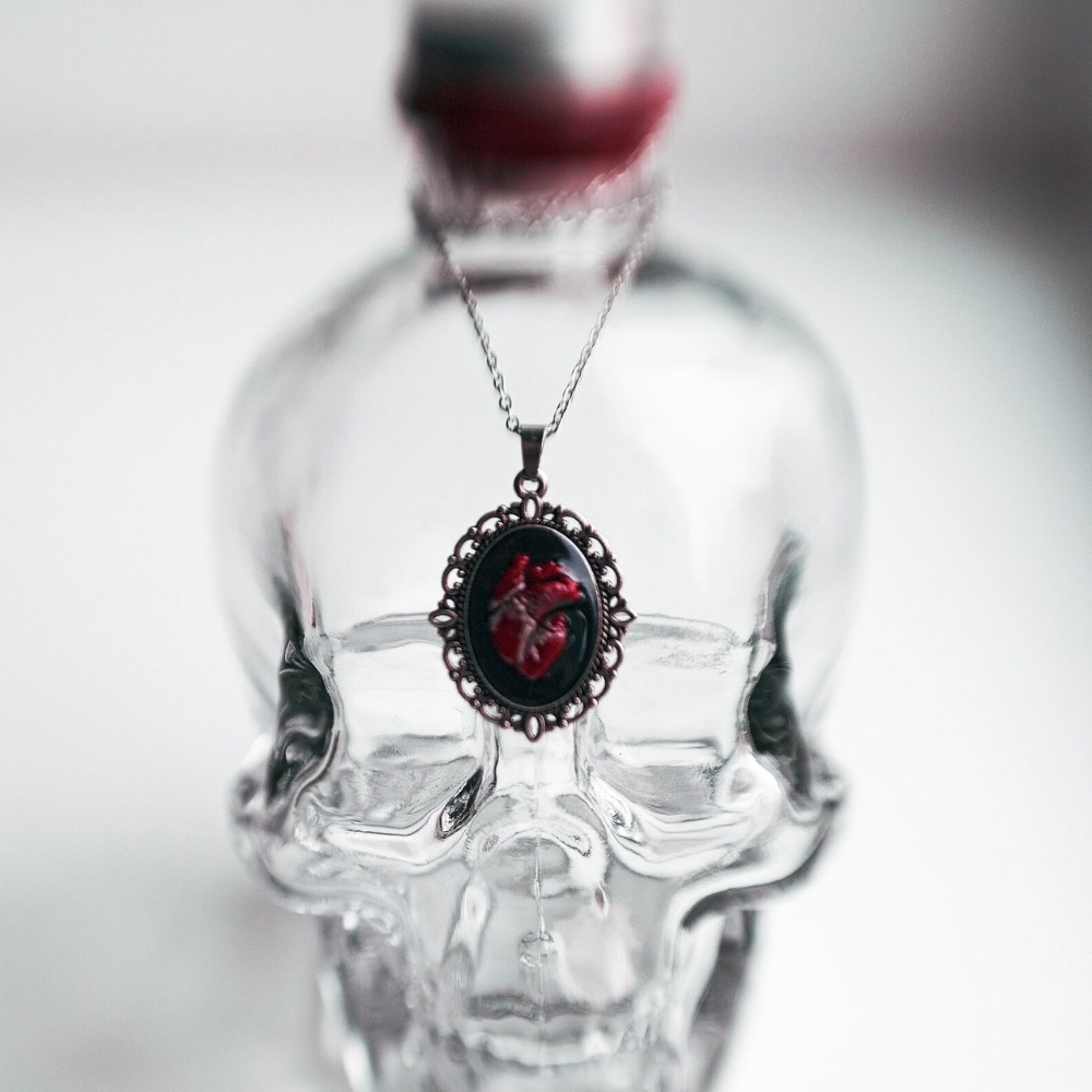Terror sangriento que disminuy - Women'S Vampire Accessories reseña y precio