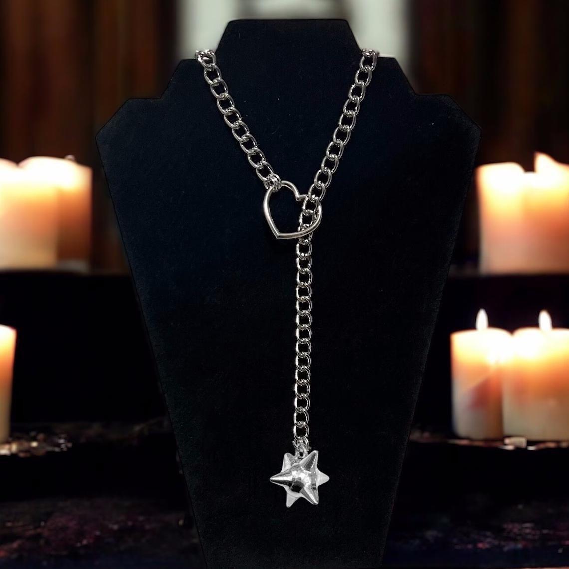 Collar gótico de calavera de c - Women'S Vampire Accessories reseña y precio