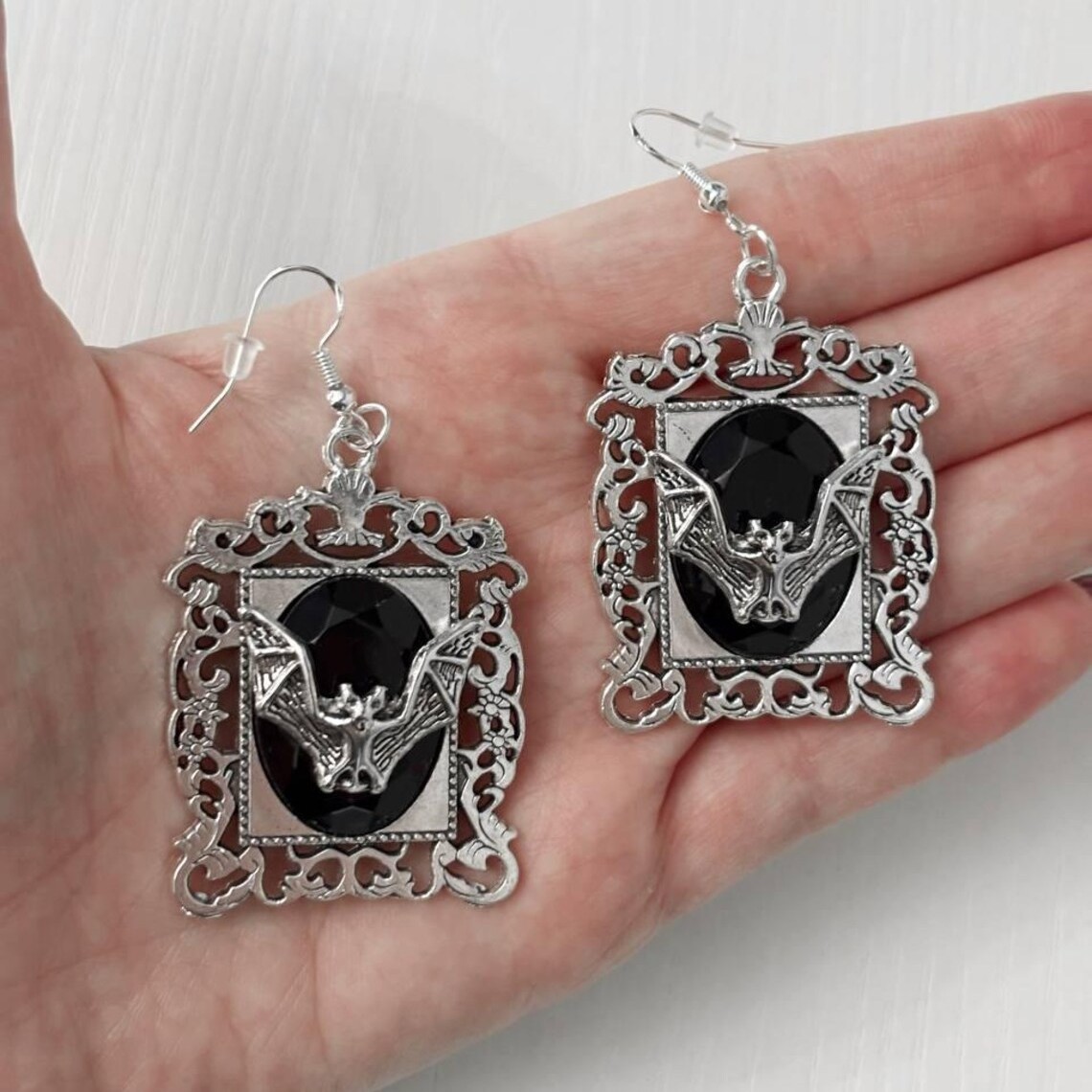 Pendientes de murciélago vampi - Women'S Vampire Accessories reseña y precio