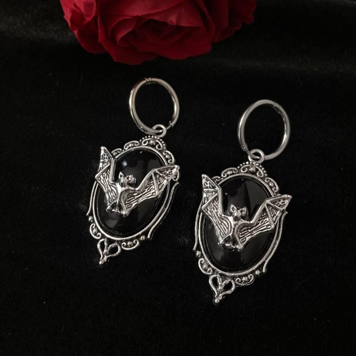 Pendientes de murciélago vampi - Women'S Vampire Accessories reseña y precio